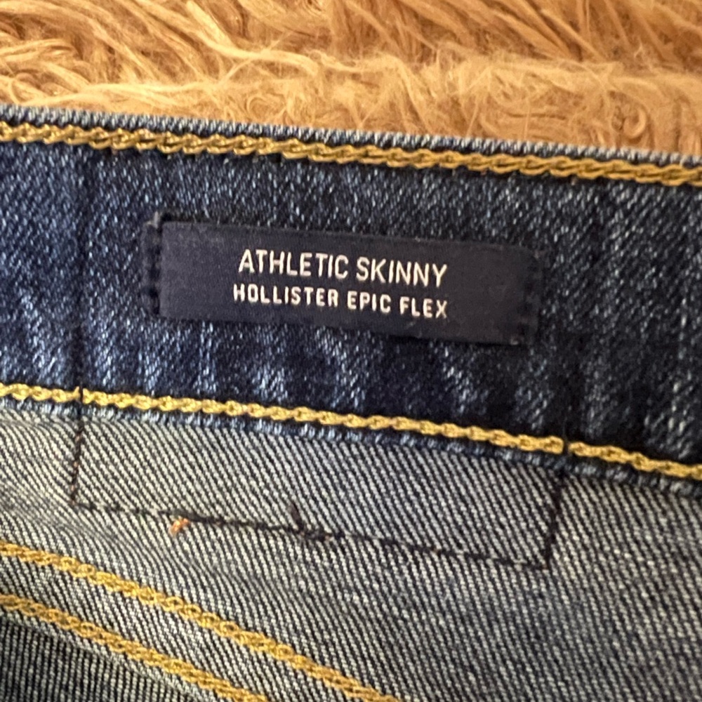 Hollister Athletic Skinny Jeans